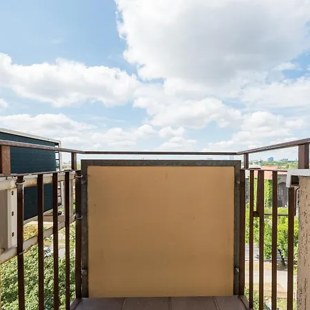 Daire Czerniakowska Comfy By Bookinghost