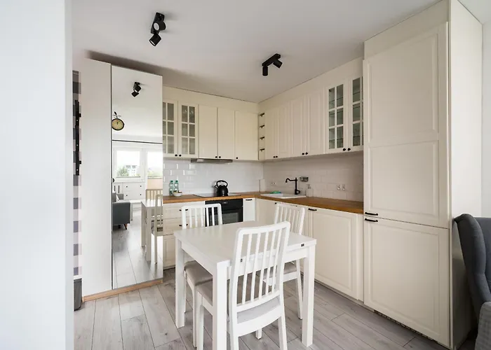 Apartament Czerniakowska Comfy By Bookinghost *