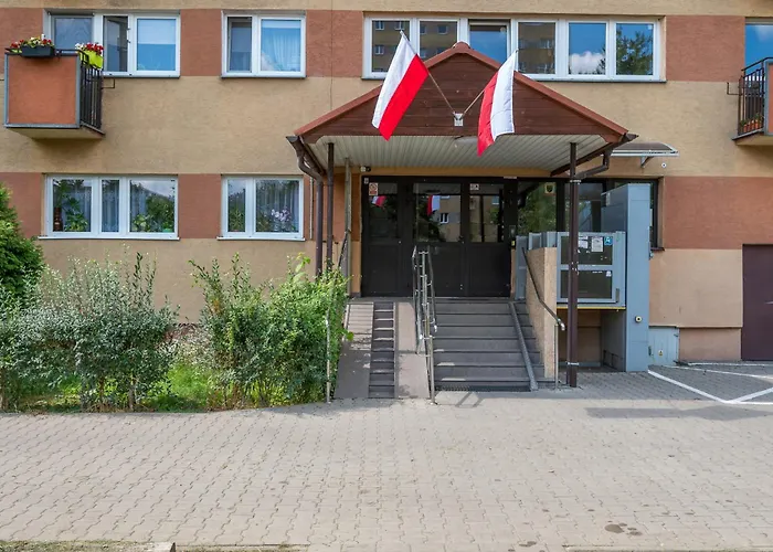 Czerniakowska Comfy By Bookinghost