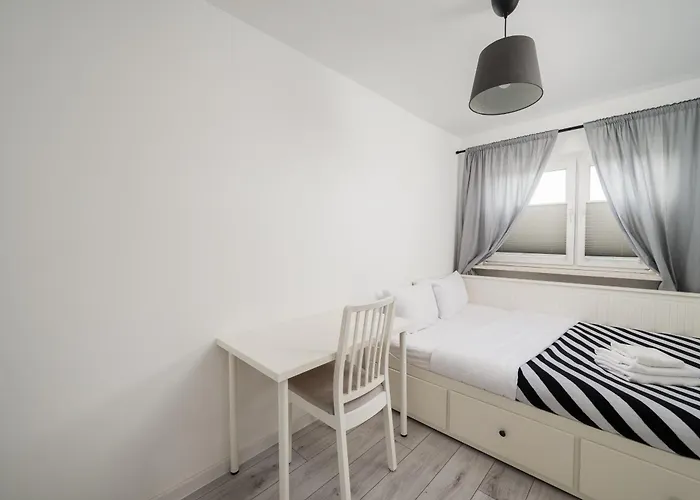 Lägenhet Czerniakowska Comfy By Bookinghost Warszawa